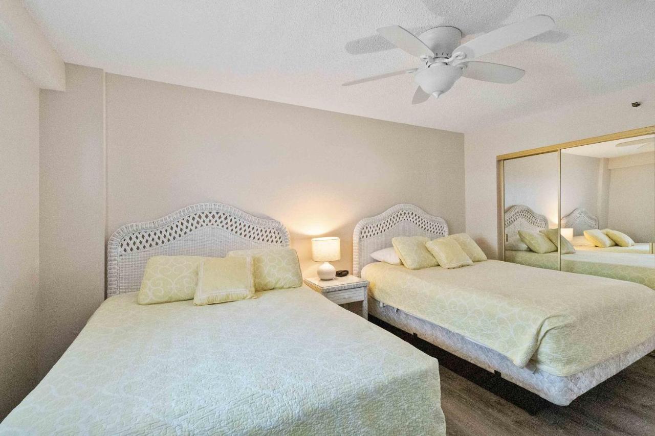 301 Beach Place Condos St. Pete Beach Exterior photo